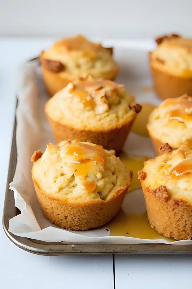 Ginger Almond Honey Cakes, mini cakes with a sticky honey glaze and ground almonds, ideal for any celebration.